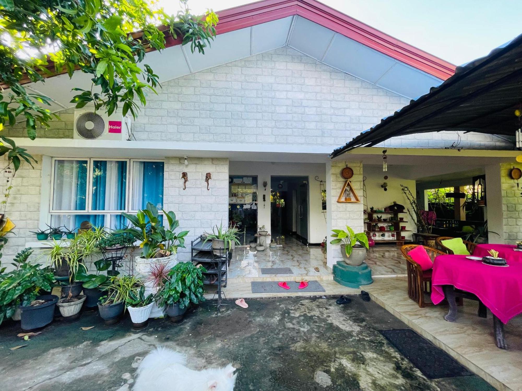 Hotel Rock Cascade Polonnaruwa Exterior foto
